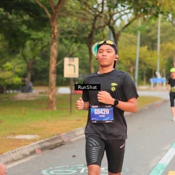 Runner Photo 5675231