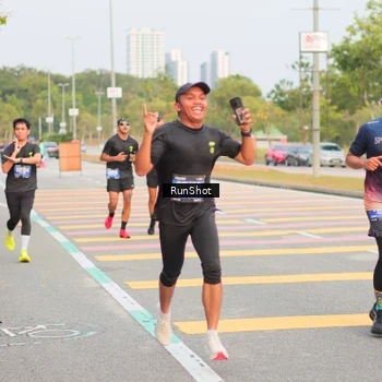 Runner Photo 5675265