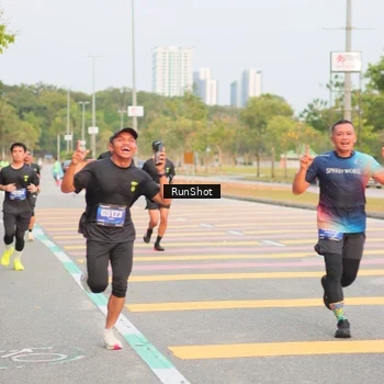 Runner Photo 5675267