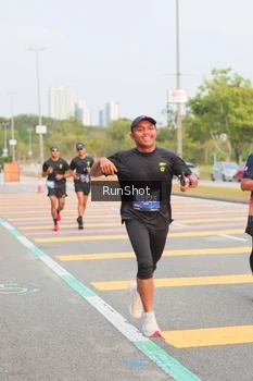 Runner Photo 5675272