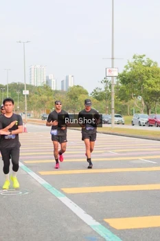 Runner Photo 5675282