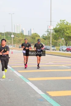 Runner Photo 5675292