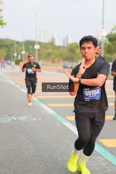 Runner Photo 5675304