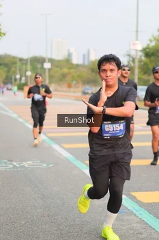 Runner Photo 5675305
