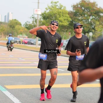 Runner Photo 5675306