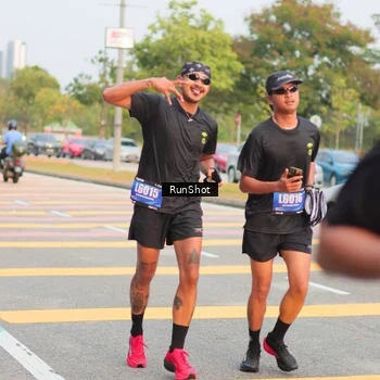 Runner Photo 5675307
