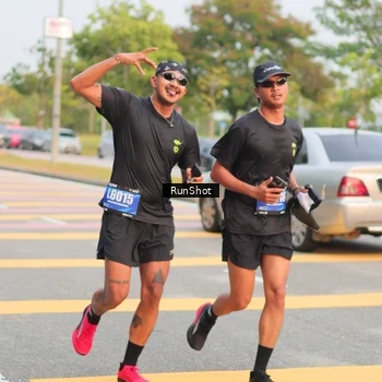 Runner Photo 5675308
