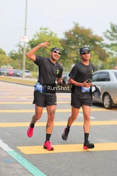 Runner Photo 5675312