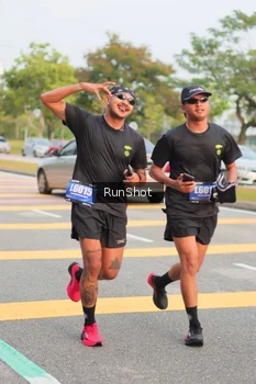 Runner Photo 5675316