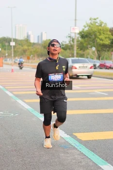 Runner Photo 5675322