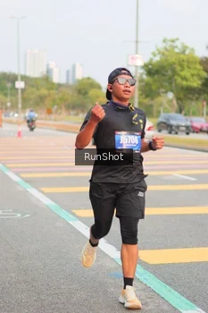 Runner Photo 5675323