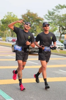 Runner Photo 5675325