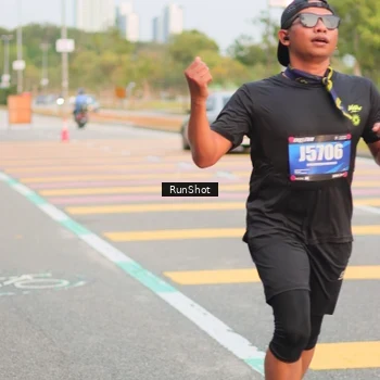 Runner Photo 5675328