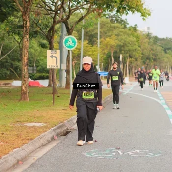 Runner Photo 5675336