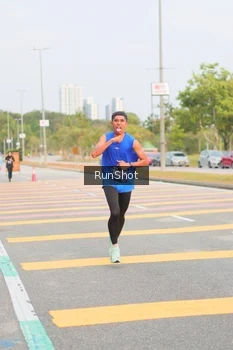 Runner Photo 5675343