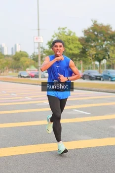 Runner Photo 5675355