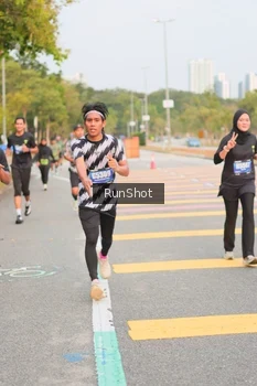 Runner Photo 5675394