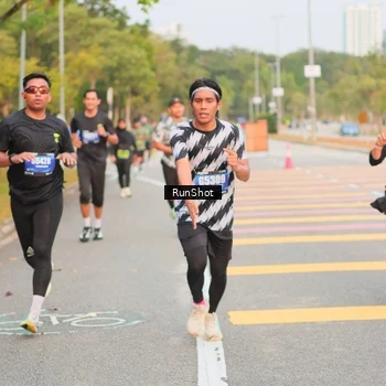 Runner Photo 5675397