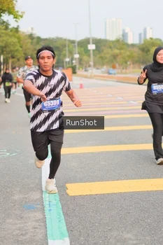 Runner Photo 5675407