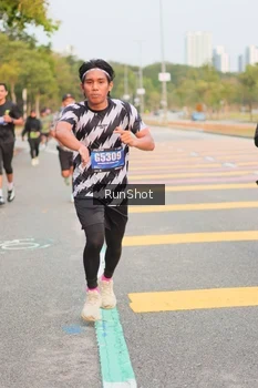 Runner Photo 5675408