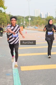Runner Photo 5675409