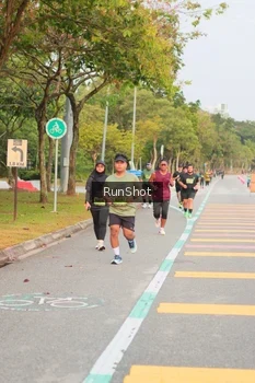 Runner Photo 5675436