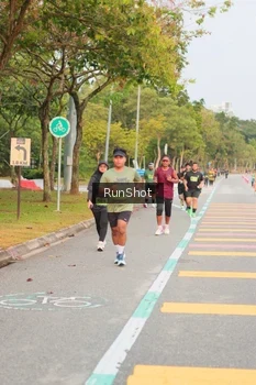 Runner Photo 5675437