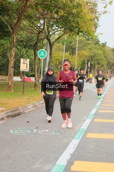 Runner Photo 5675460