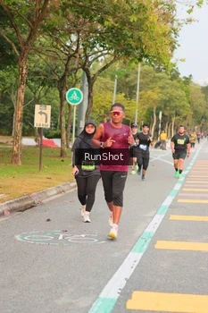 Runner Photo 5675461