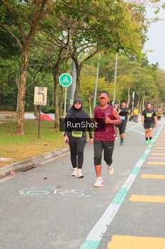 Runner Photo 5675464
