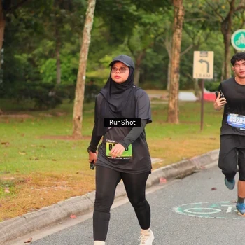 Runner Photo 5675477