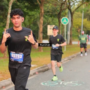 Runner Photo 5675481