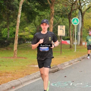 Runner Photo 5675489