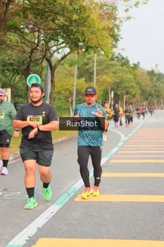 Runner Photo 5675501