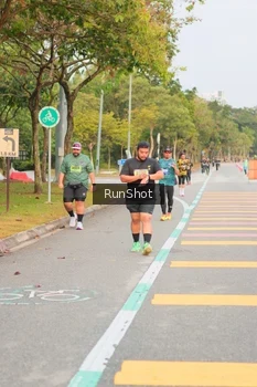 Runner Photo 5675503