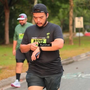 Runner Photo 5675530