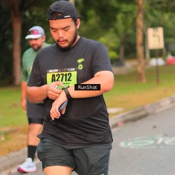 Runner Photo 5675533