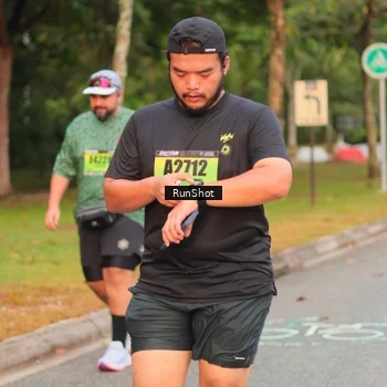 Runner Photo 5675535