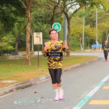 Runner Photo 5675537