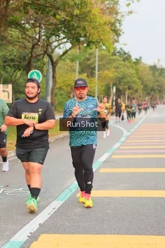 Runner Photo 5675541