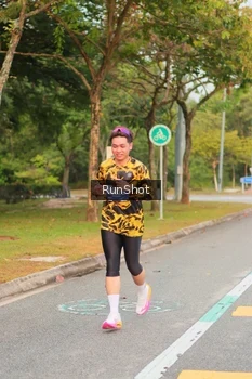 Runner Photo 5675542
