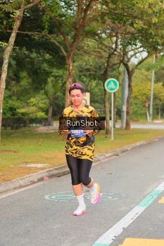 Runner Photo 5675544