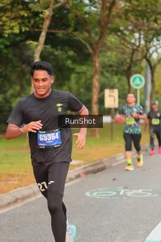 Runner Photo 5675559