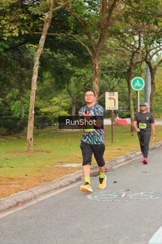 Runner Photo 5675564