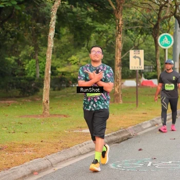Runner Photo 5675567