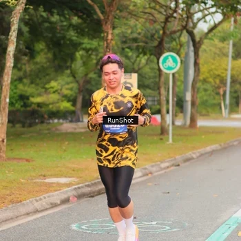 Runner Photo 5675569