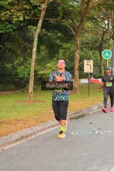 Runner Photo 5675572