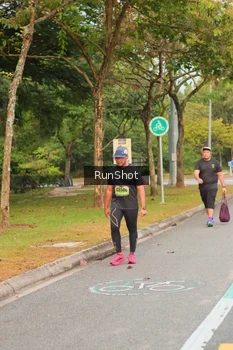 Runner Photo 5675579