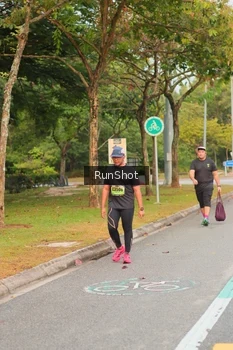 Runner Photo 5675581