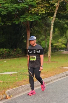 Runner Photo 5675584